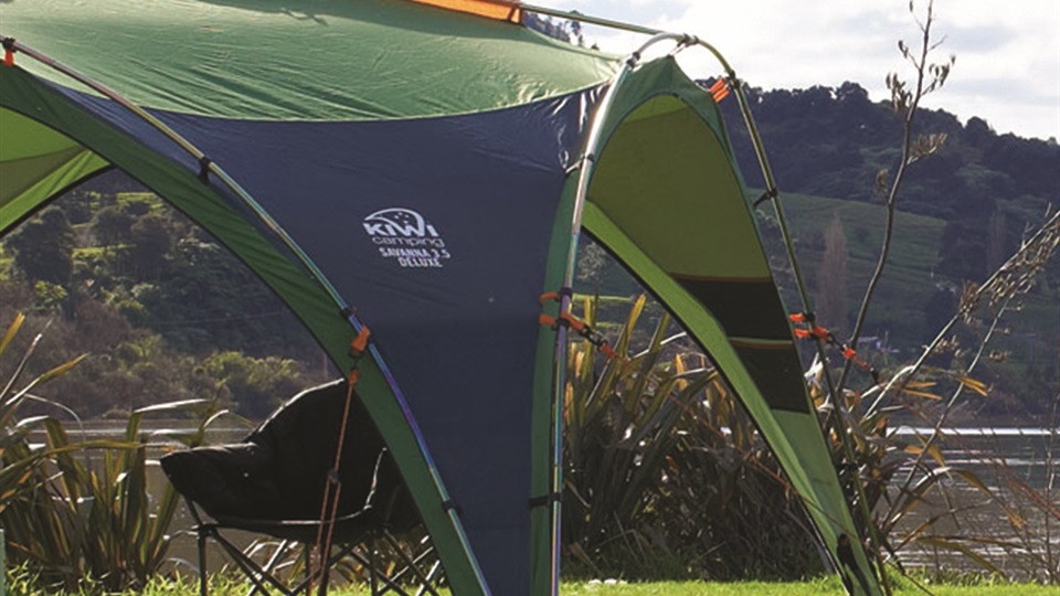 The Savanna Deluxe shelters have an external frame for added stability in New Zealand conditions.